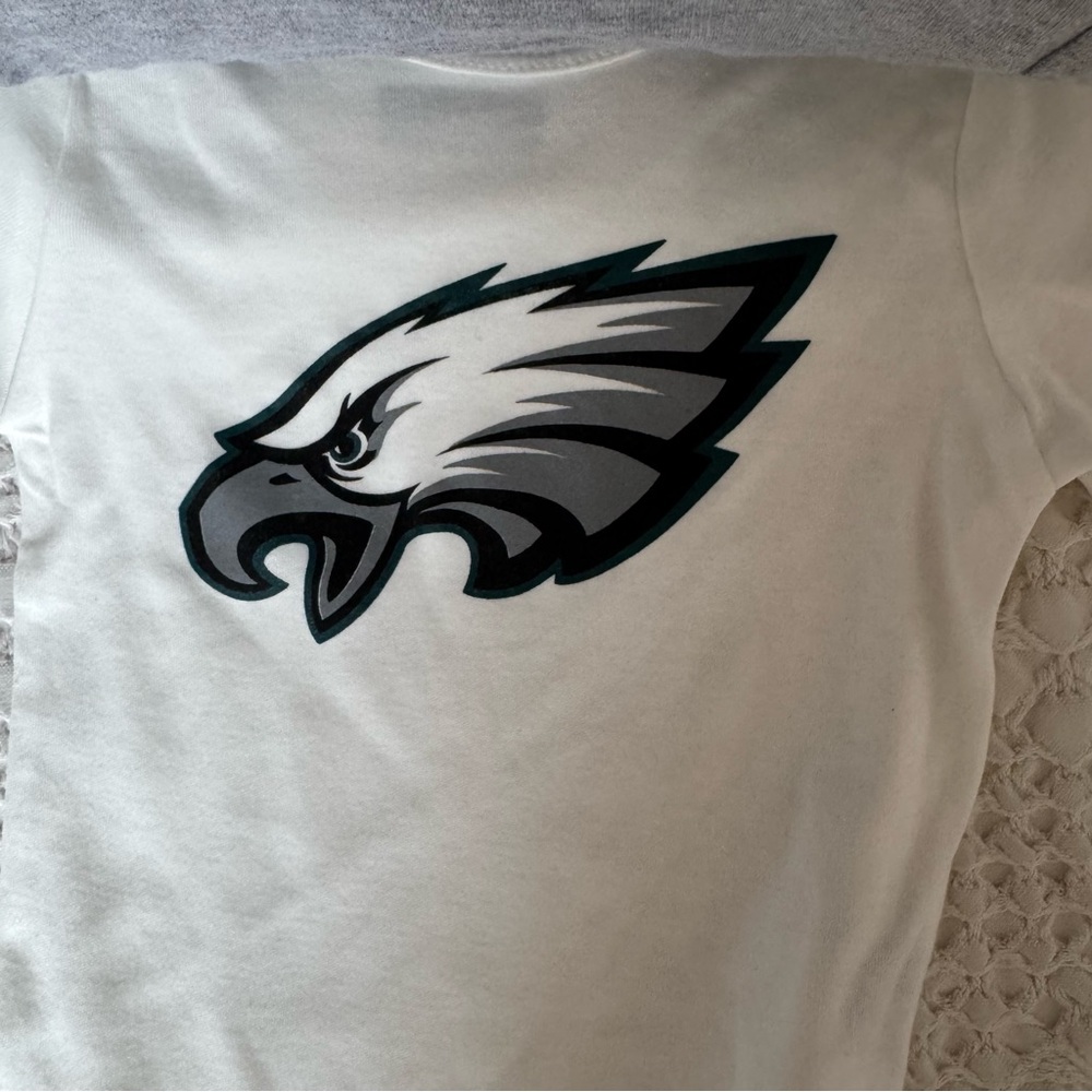 Philadelphia Eagles Kids One Piece Set of 3 - Green, Gray, & White NWT - Picture 5 of 7